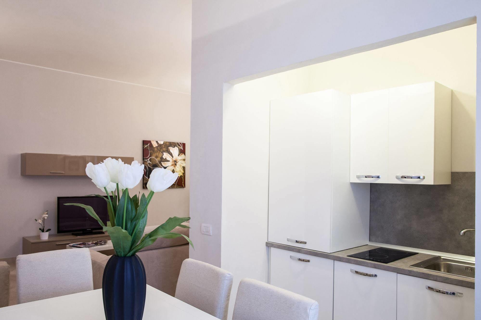 Milan Royal Suites Buitenkant foto