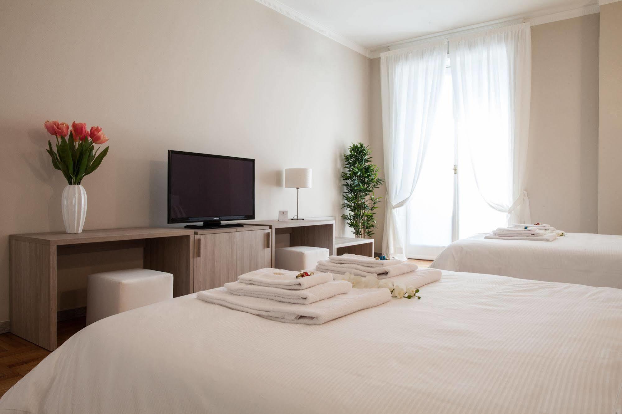 Milan Royal Suites Buitenkant foto