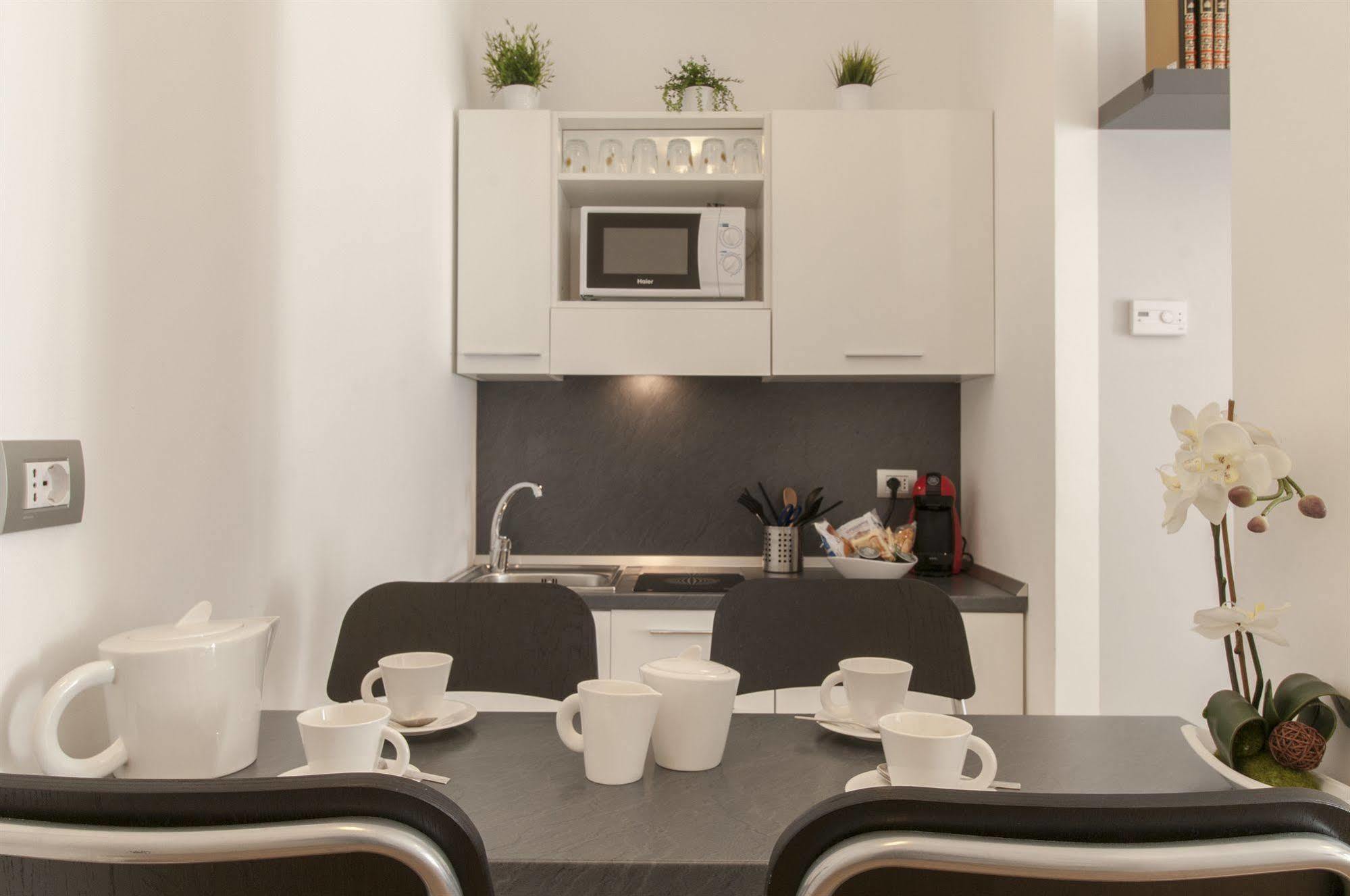 Milan Royal Suites Buitenkant foto