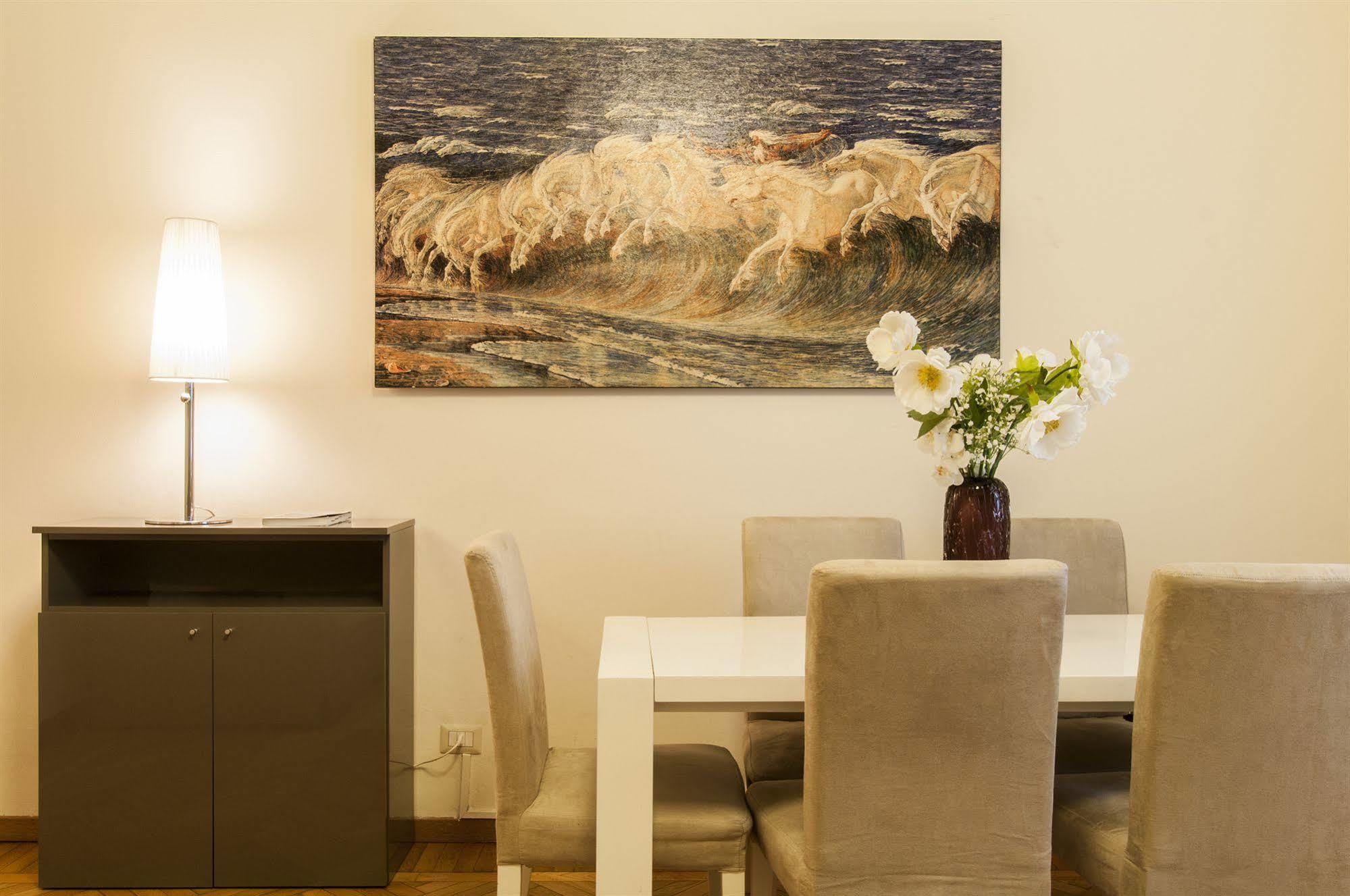 Milan Royal Suites Buitenkant foto