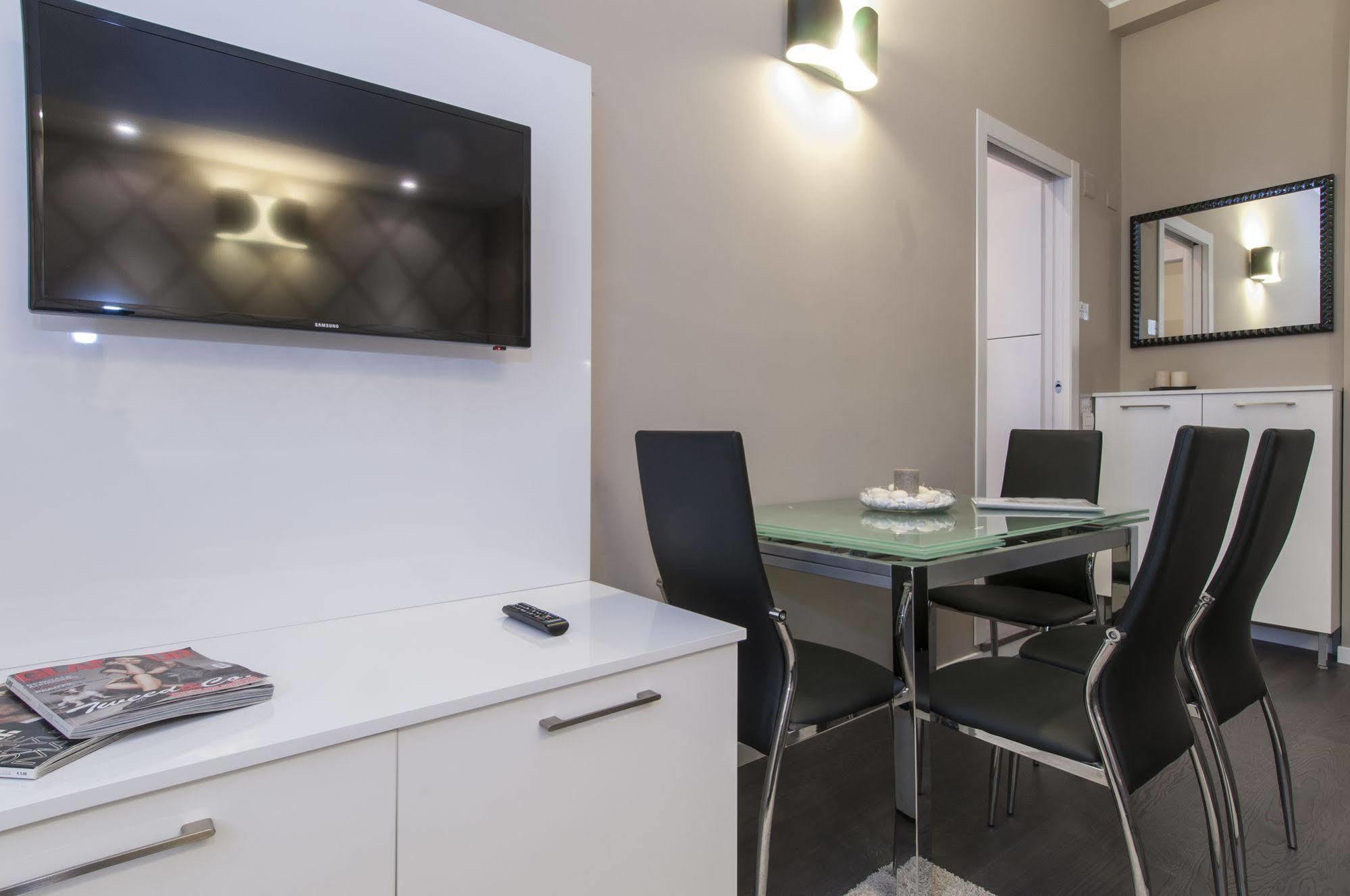 Milan Royal Suites Buitenkant foto